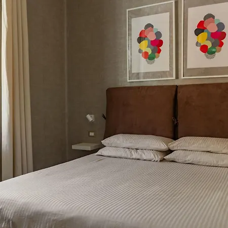 L'esclusivo Carducci 14: Tra Centro Storico E Mare