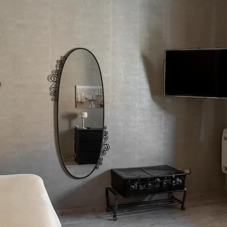 L'esclusivo Carducci 14: Tra Centro Storico E Mare *